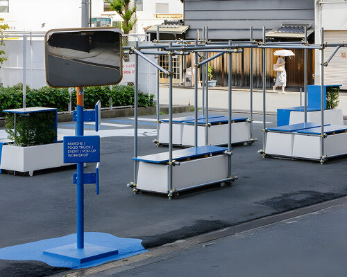 Des tubes d'échafaudage se transforment en mobilier urbain à Osaka