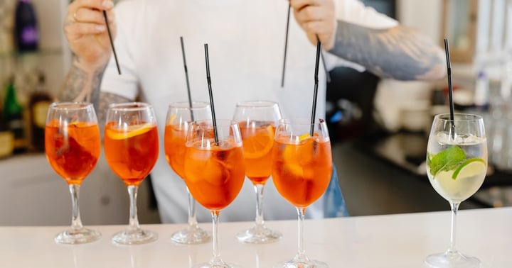 L'essor des cocktails légers : Une opportunité pour le secteur de la restauration