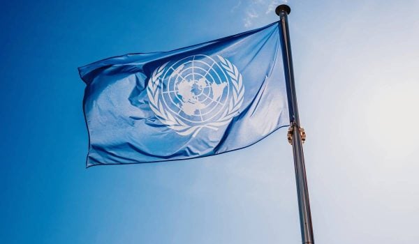 L'ONU alerte sur les dangers de l'IA et appelle à une action urgente des États