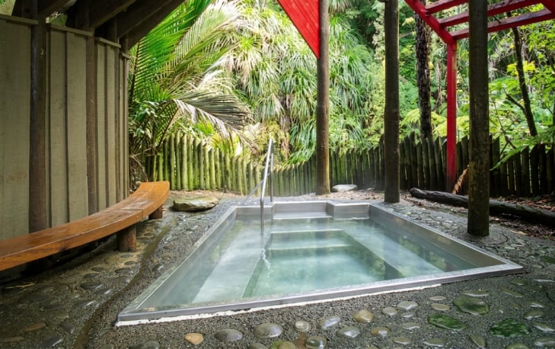 Morere Hot Springs