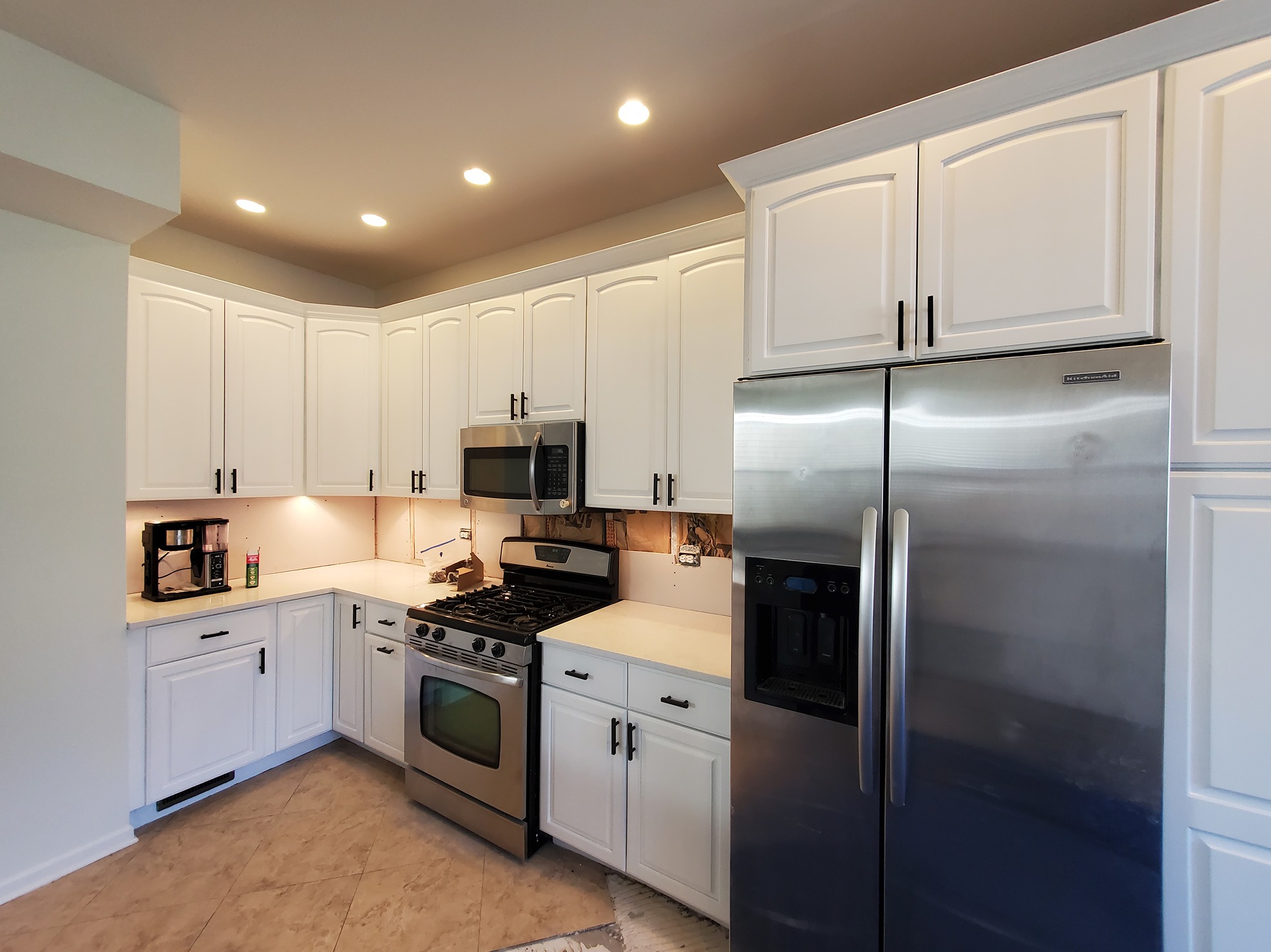 Pivot Painters Chicago - Cabinets Painting