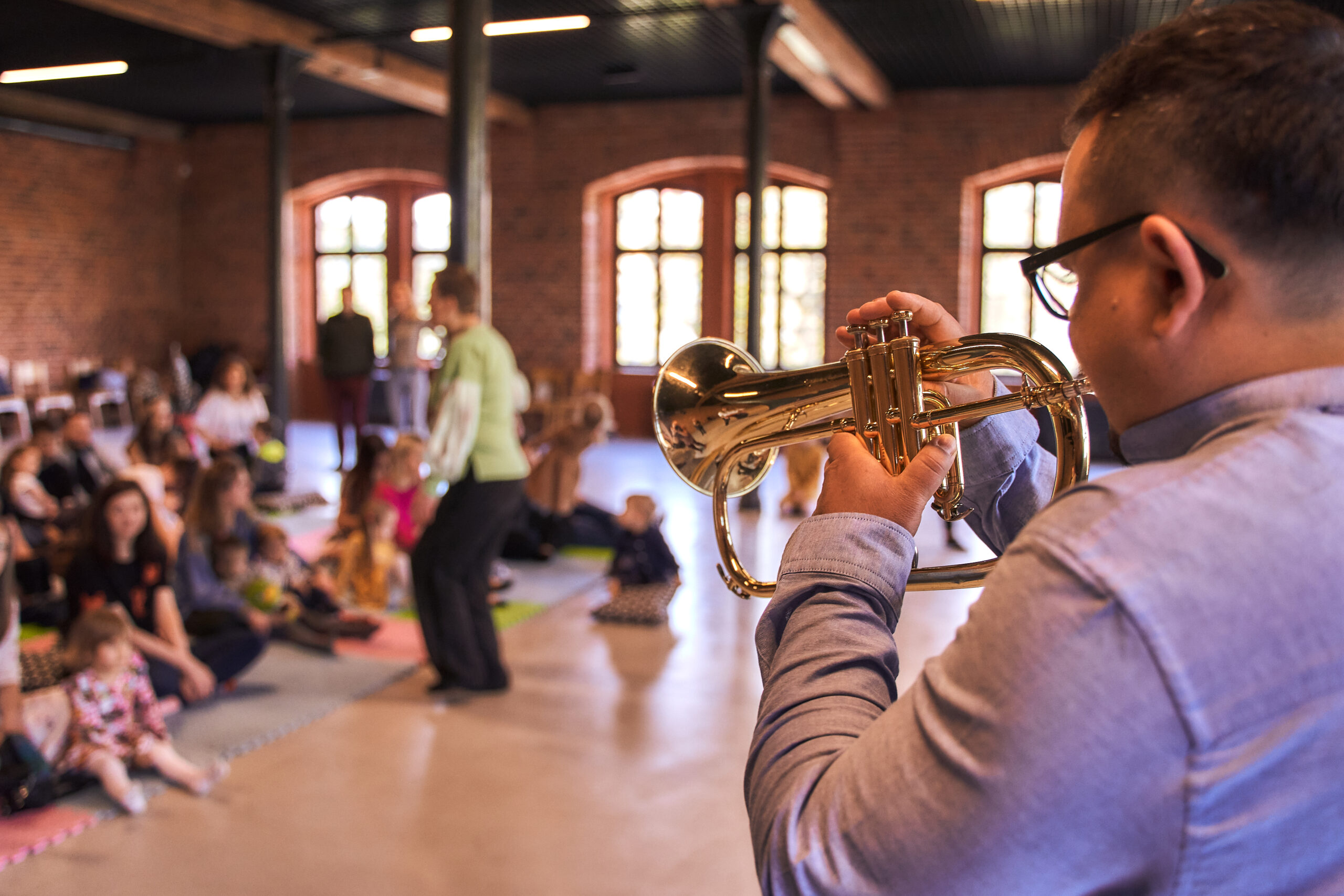Plakat Muzyka klasyczna w wydaniu impro