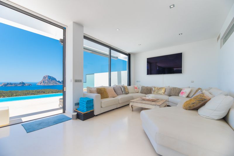 Luxury Townhouse Cala Carbó thumbnail 4