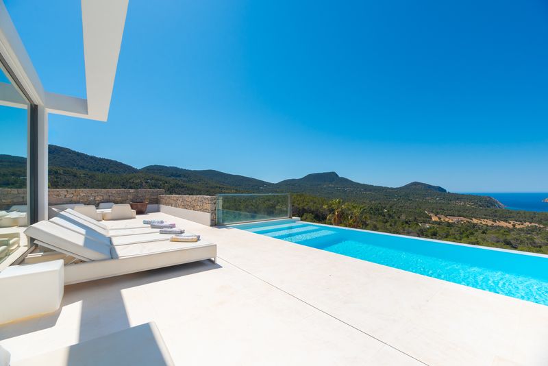 Luxury Townhouse Cala Carbó thumbnail 13