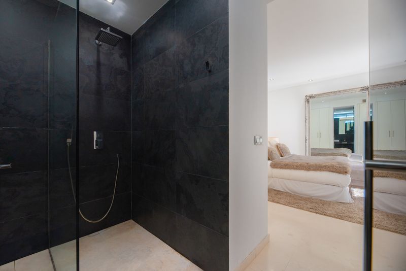 Luxury Townhouse Cala Carbó thumbnail 24