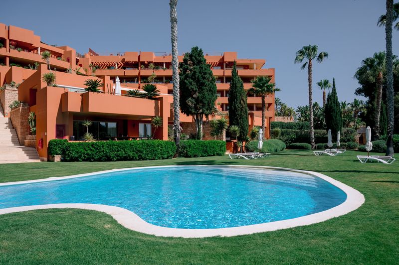 Exclusive Living in Roca Llisa