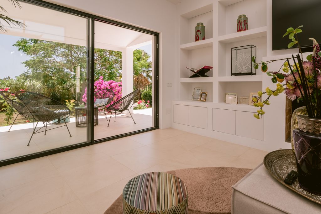 Five Bedroom Villa in Jesús thumbnail 5