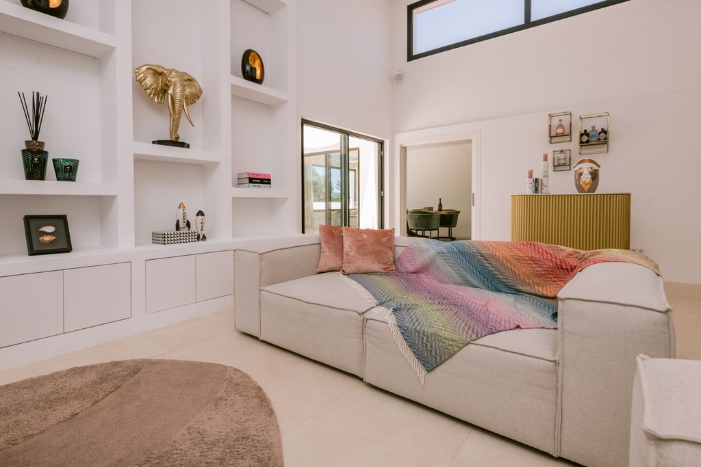 Five Bedroom Villa in Jesús thumbnail 32