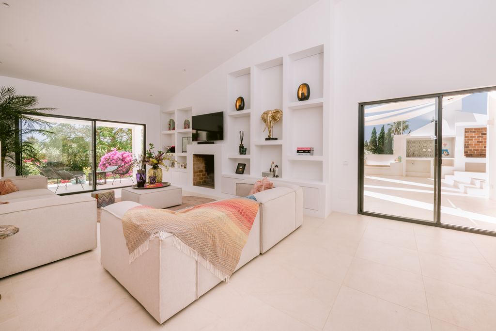Five Bedroom Villa in Jesús thumbnail 33