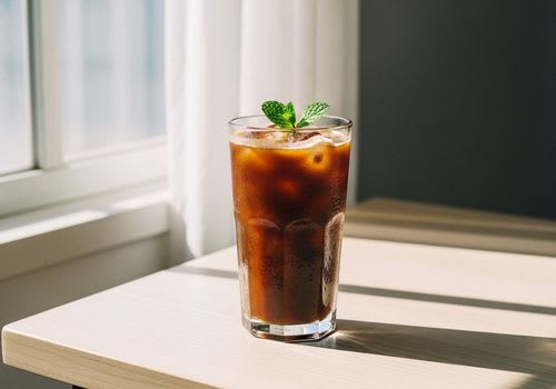 Eiskaffee ohne Zucker: Erfrischung ohne Reue | Kaffeexperten