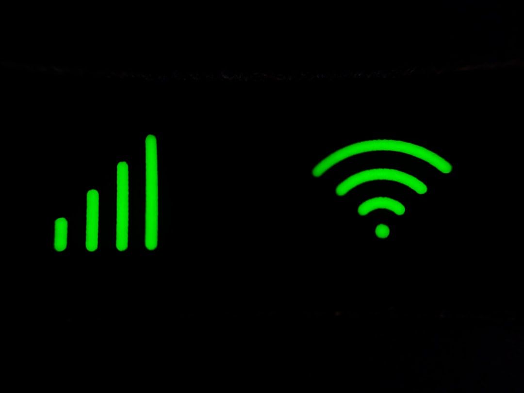 Ein Telekom WLAN Verstärker in der Steckdose zur Verbesserung der Netzabdeckung, der zusätzliche monatliche Kosten verursachen kann. | Foto: Praveen kumar Mathivanan