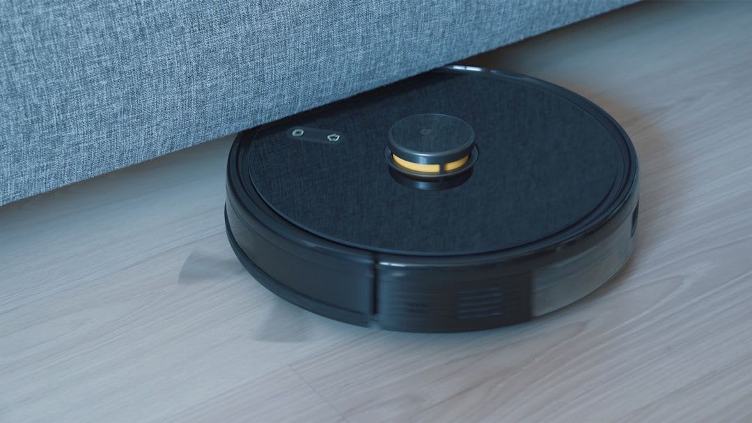 Flexibilität als Kaufkriterium: Der kabellose Staubsauger als Handstaubsauger zur Reinigung von Polstermöbeln. | Foto: Onur Binay