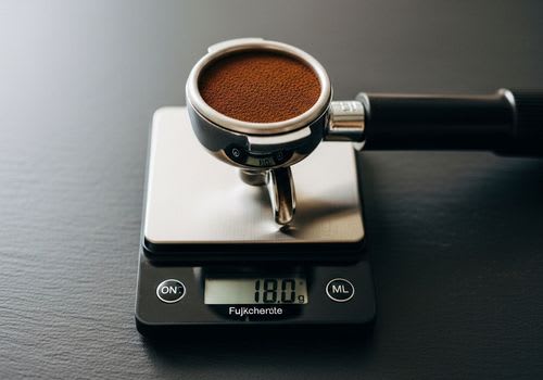 Espresso Siebträger: Wieviel Gramm Kaffee sind ideal? | Kaffeexperten