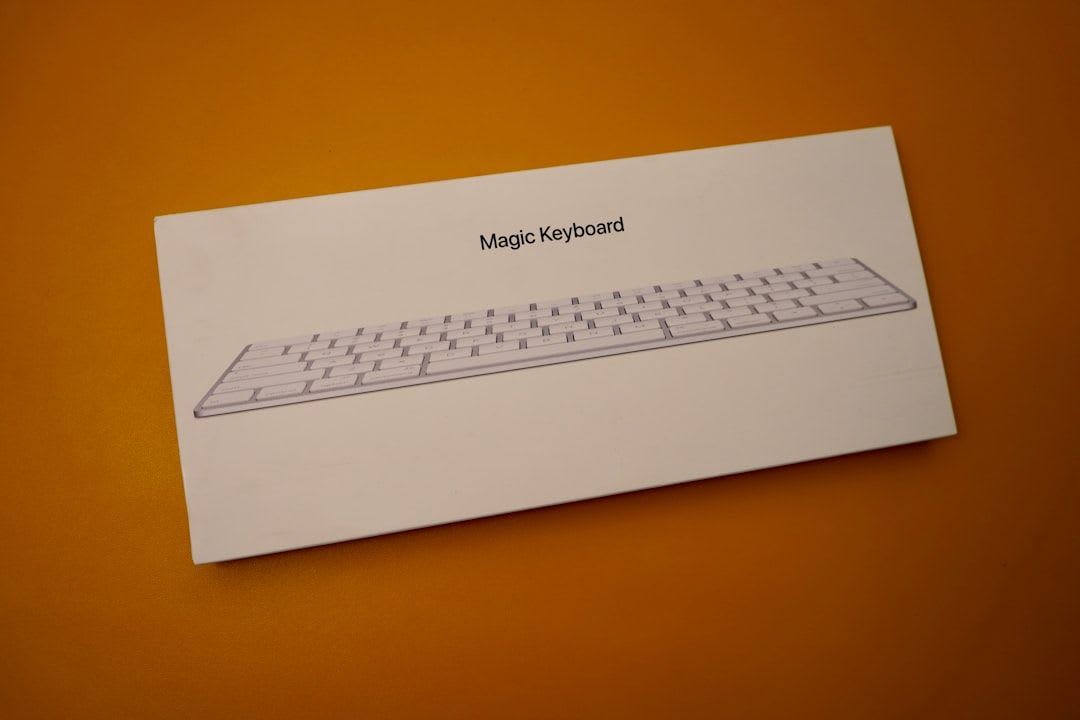 Das neue Magic Keyboard mit Funktionsleiste, verbunden mit dem iPad Pro M4 13 Zoll, für ein Laptop-ähnliches Erlebnis. | Foto: Praveen Thirumurugan