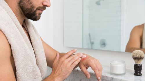 Rasurbrand Intimbereich vermeiden & behandeln | Groomxperten