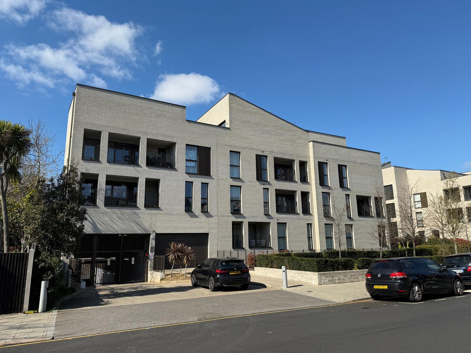 The Avenue apartment block exterior in Kilburn, London NW6, where EV-ON installed 24 Nexblue EV chargers.