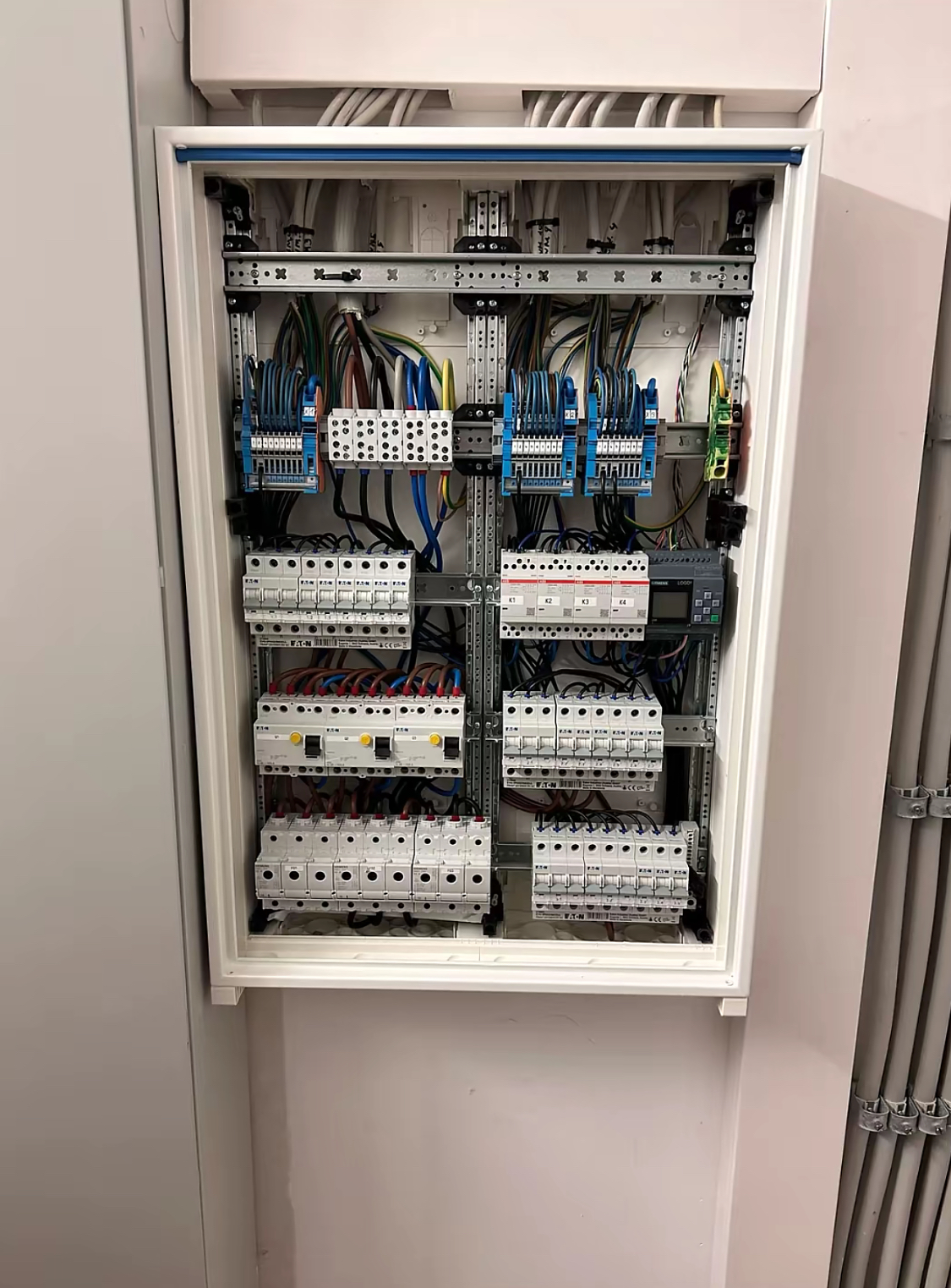 Service Image 3
