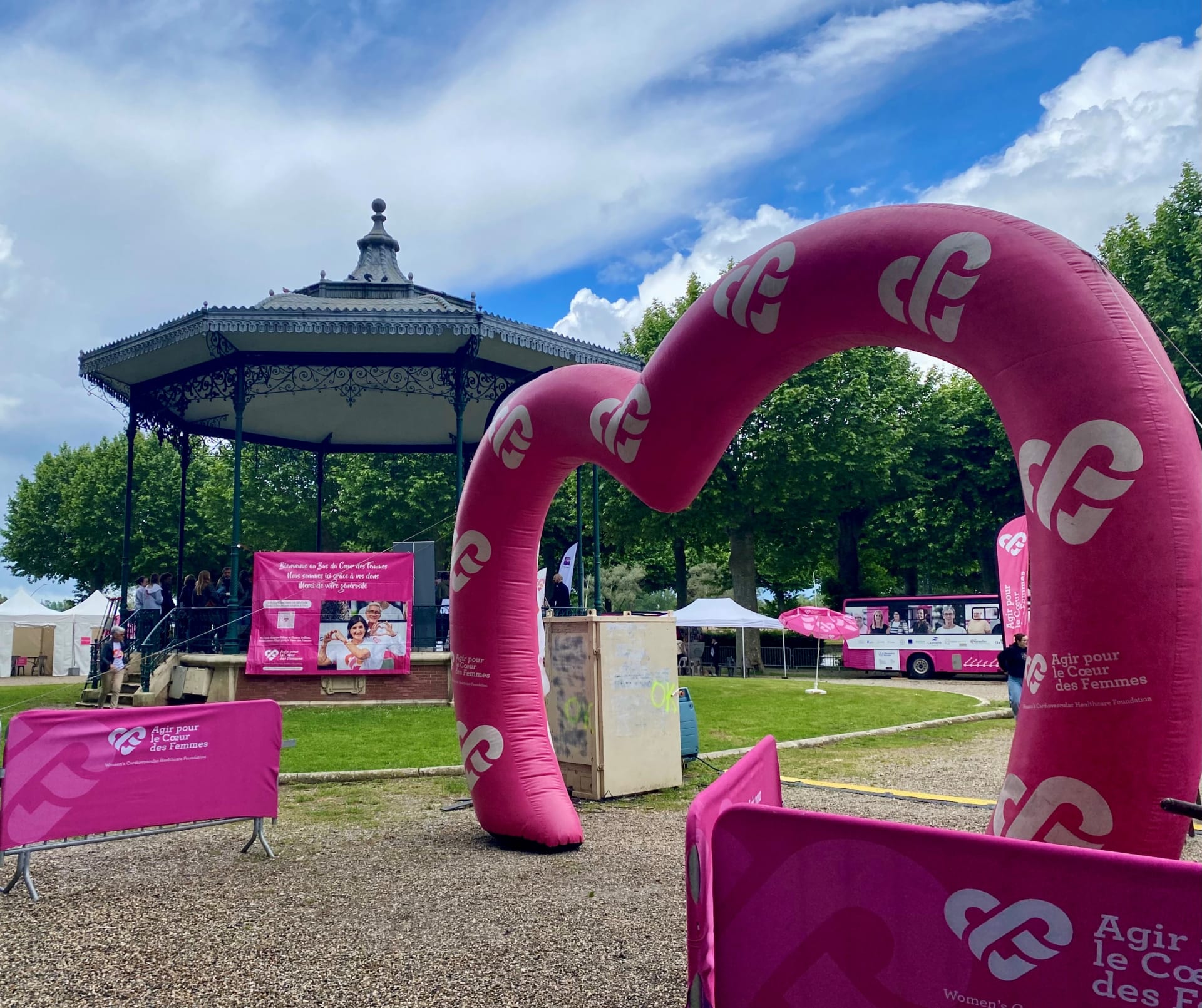 Le Bus du Cœur des Femmes : les professionnels de la Clinique Esquirol Saint Hilaire mobilisés pour la prévention cardiovasculaire des femmes