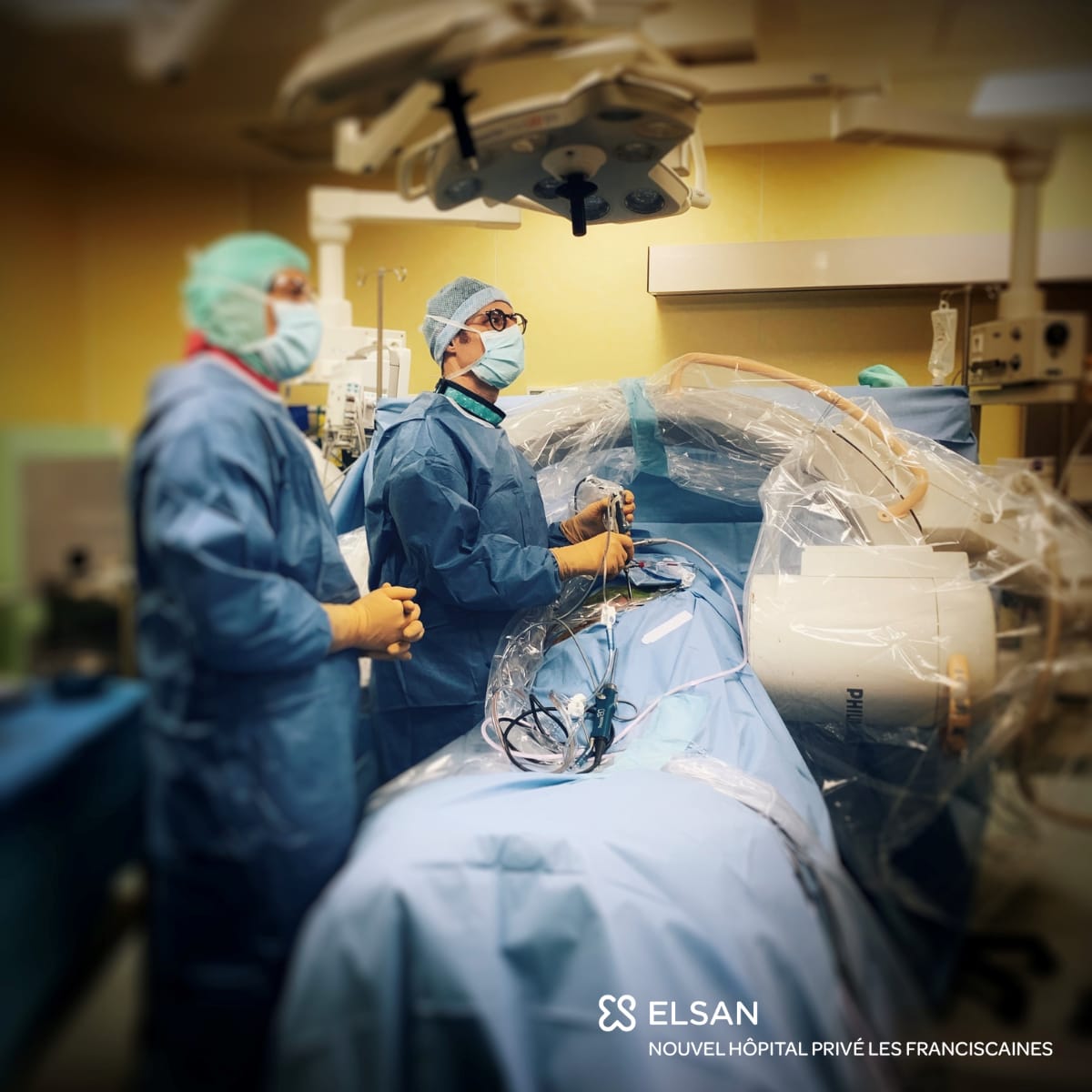 Le Nouvel Hôpital Privé les Franciscaines révolutionne la chirurgie du dos avec une nouvelle technique endoscopique