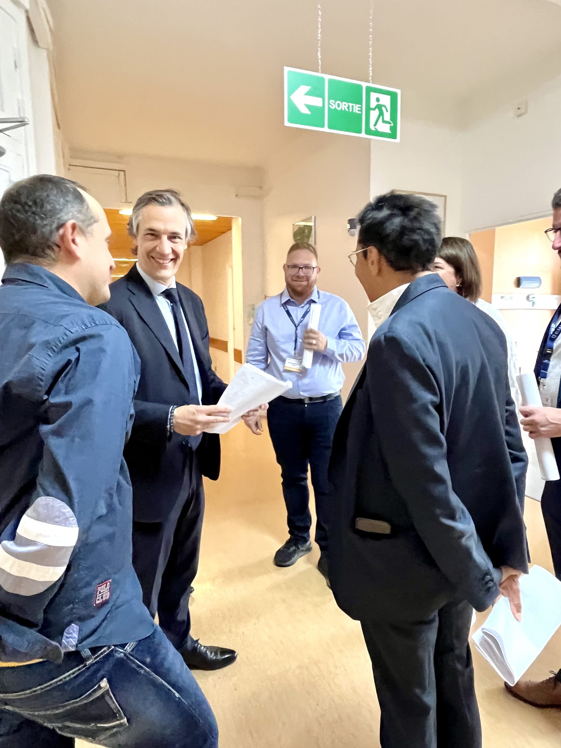 Inauguration du robot chirurgical da Vinci X en présence de Laurent Wauquiez, député et conseiller spécial de la région Auvergne-Rhône-Alpes à la Clinique Bon Secours