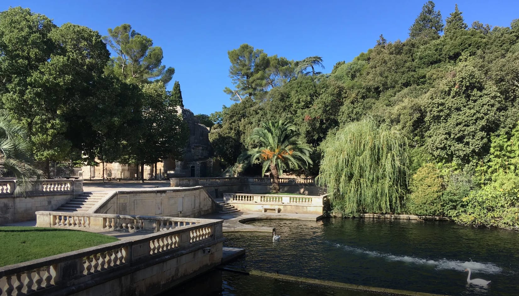 Discover Nîmes