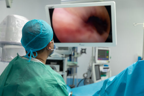 Clinique Ville Verte : première thyroïdectomie transorale sans cicatrice en Afrique
