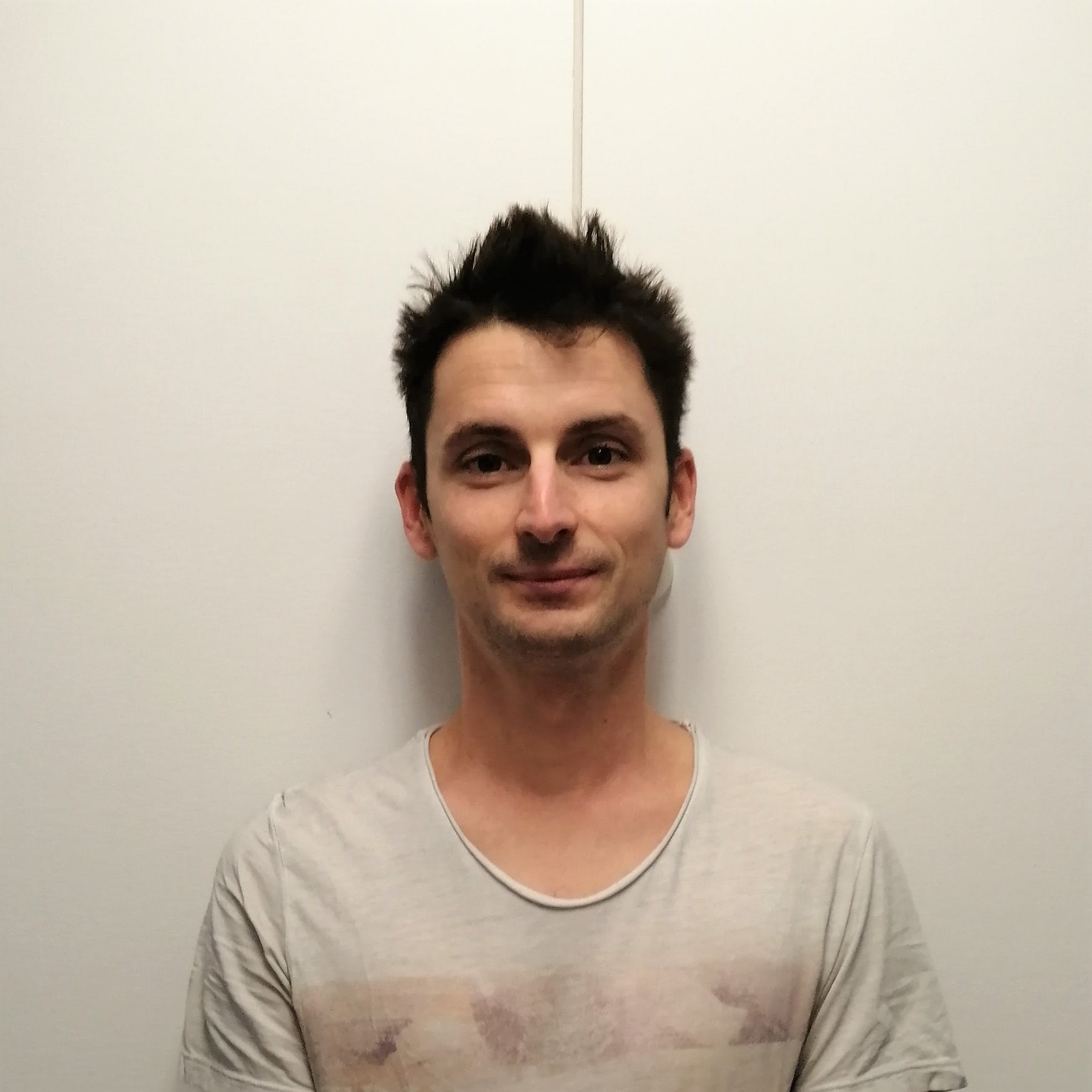 Dr Charles LE CALVEZ