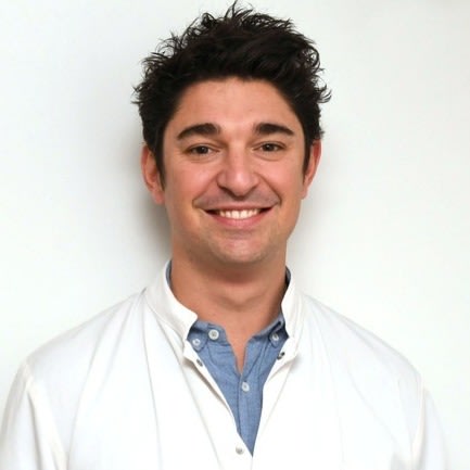 ROBERT RAPHAEL