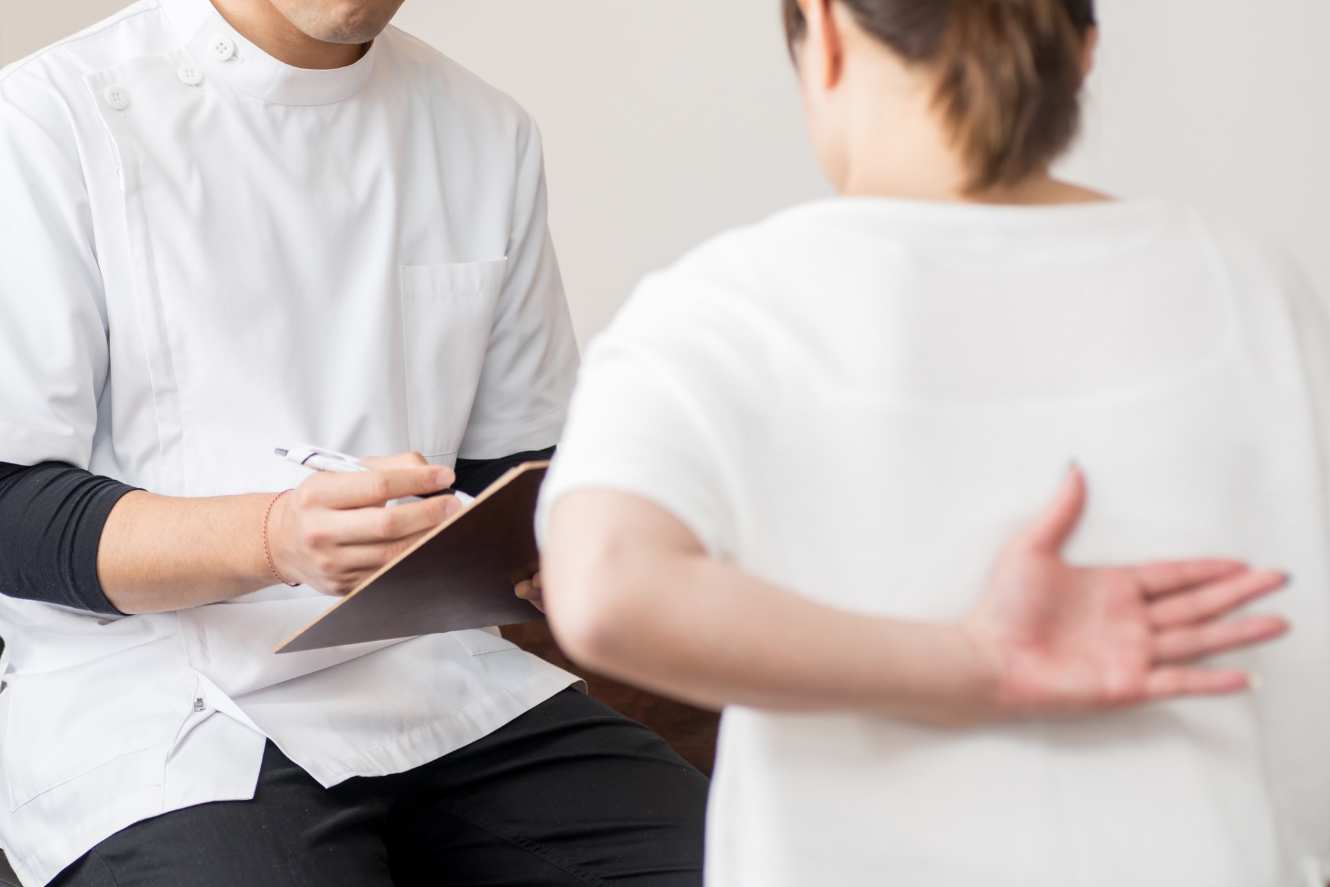 Avec le médecin
