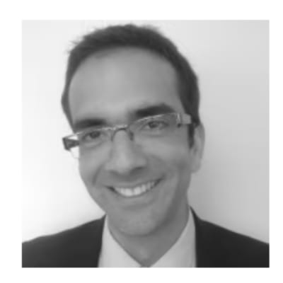 Dr Nader VAZIRI