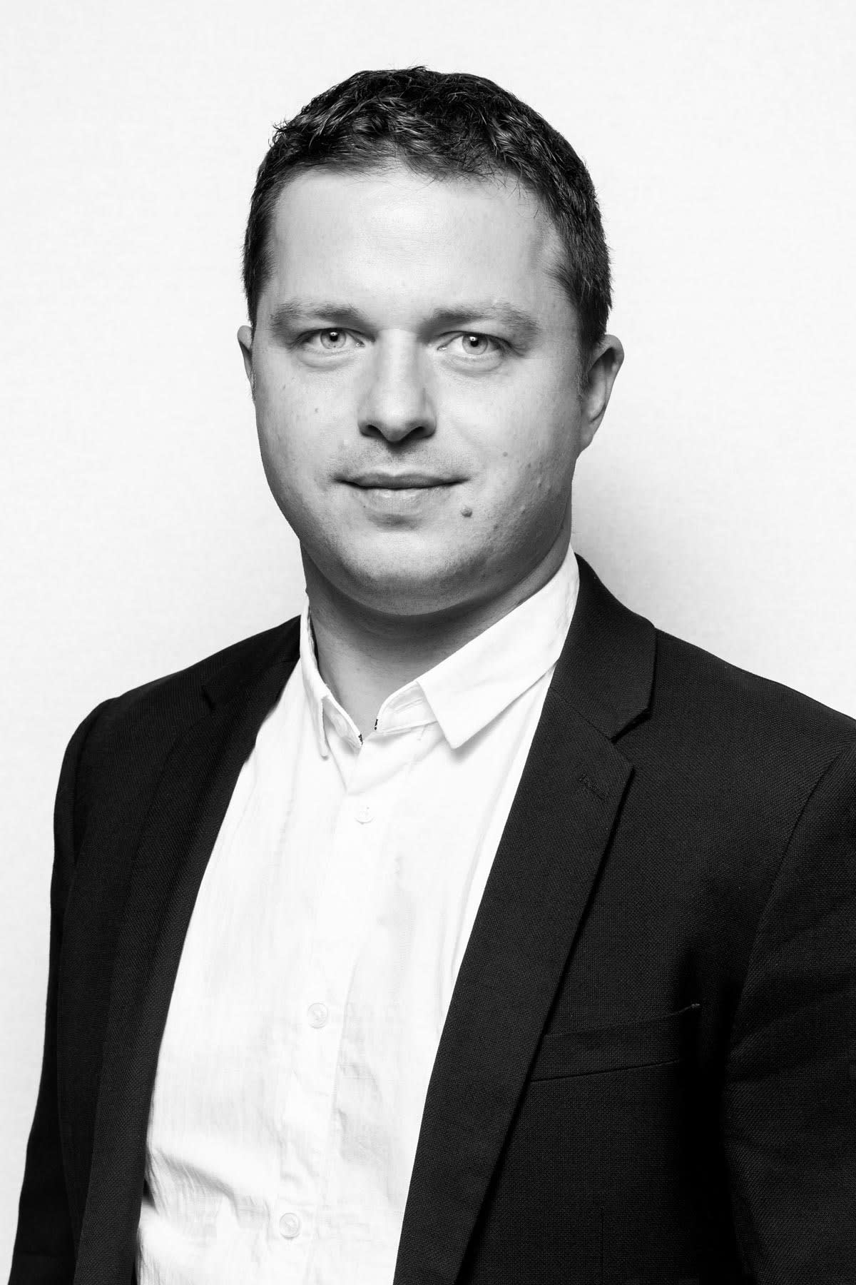Dr GRELAT Michael