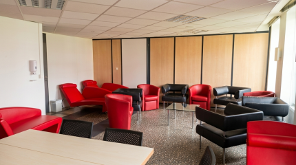 salle education thérapeutique ELSAN clinique de l'orangerie
