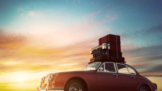 Voiture avec des valises