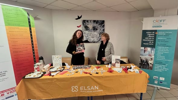 stand lutte des violences faites aux femmes Clinique Bon Secours