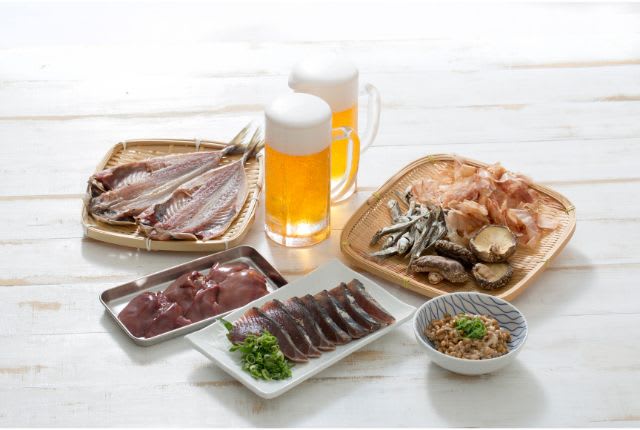Crise de goutte : exemple d'aliments à éviter : bière, foie, fruits de mer, champignons...