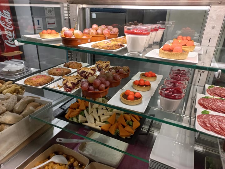 "Menu Rose" proposé le mercredi 14 Octobre 2026 pour l'ensemble du personnel de l'Hôpital Privé Saint-Martin par l'entreprise partenaire Sodexo