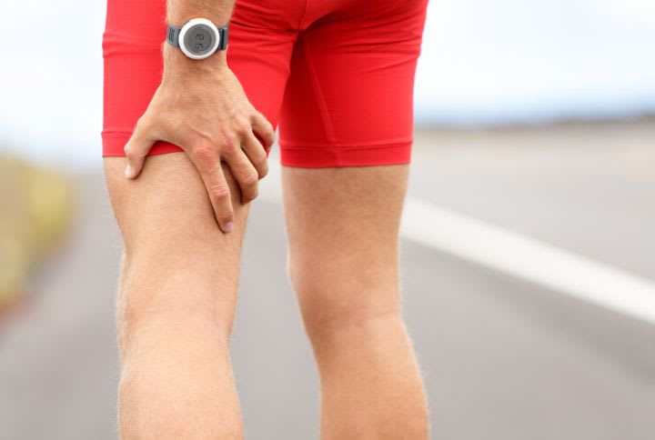 Ischio jambier : photographie des muscles ischio jambiers d'un coureur de dos