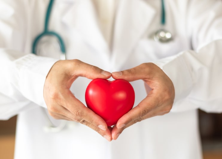 coeur entre les mains