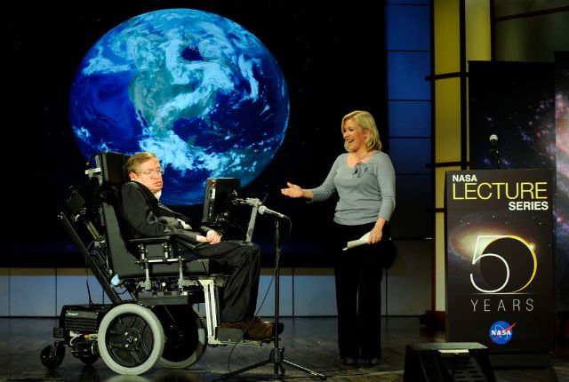 Stephen Hawking, célèbre physicien, souffrait dune sclérose latérale amyotrophique (SLA) ou maladie de Charcot.