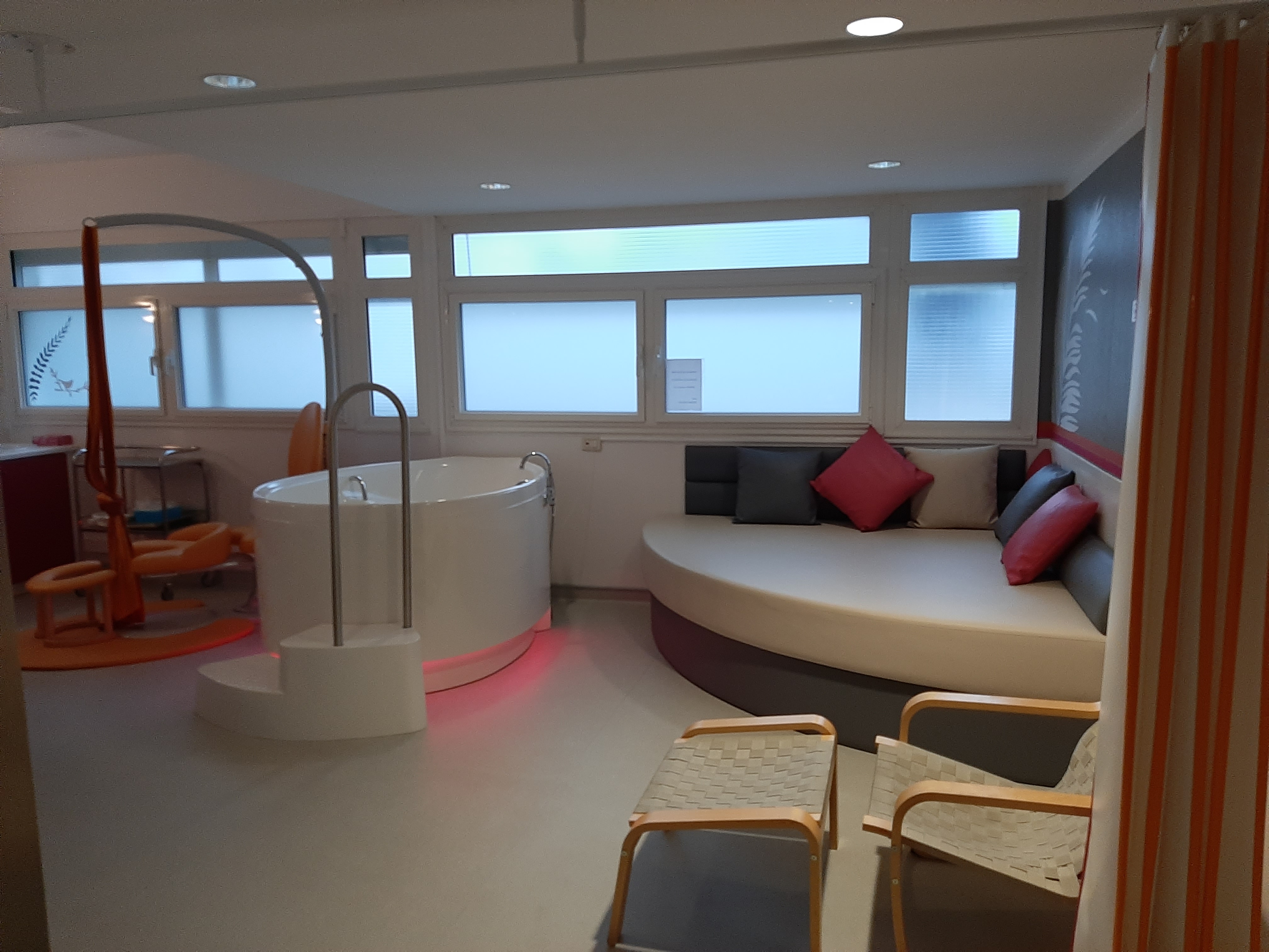Salle nature - accouchement physiologique - projet de naissance - Maternité Keraudren - Brest