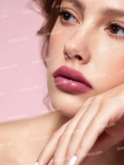 Creme Allure Lipstick thumbnail 2