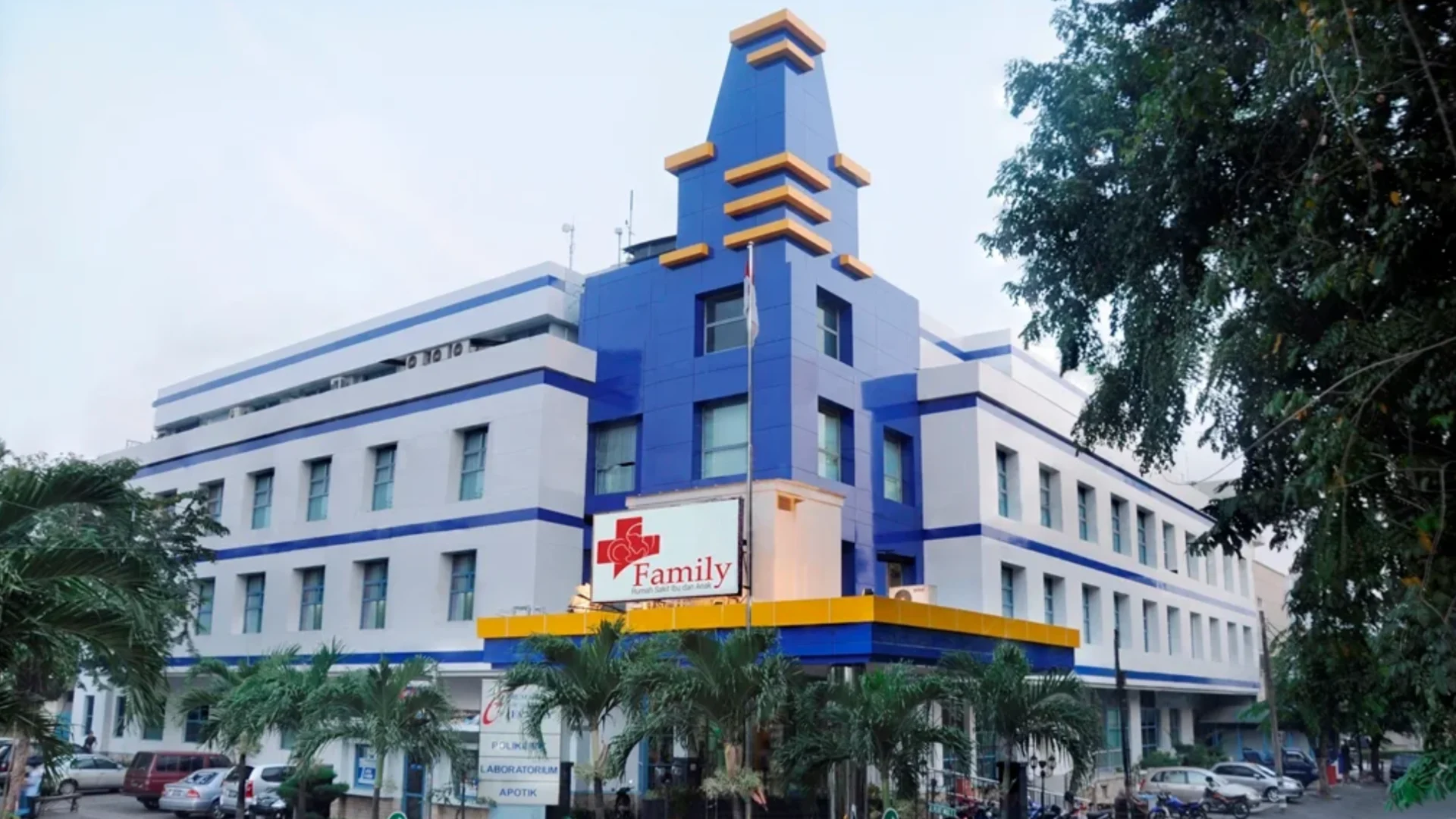 Eka Hospital Family