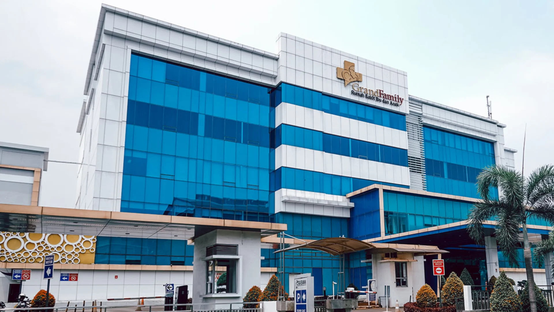 Eka Hospital Grand Family