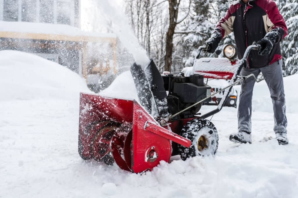 Ultimate Guide to Snow Removal in Silverado, Alberta, Canada: Tips and Services 2 snow removal 1