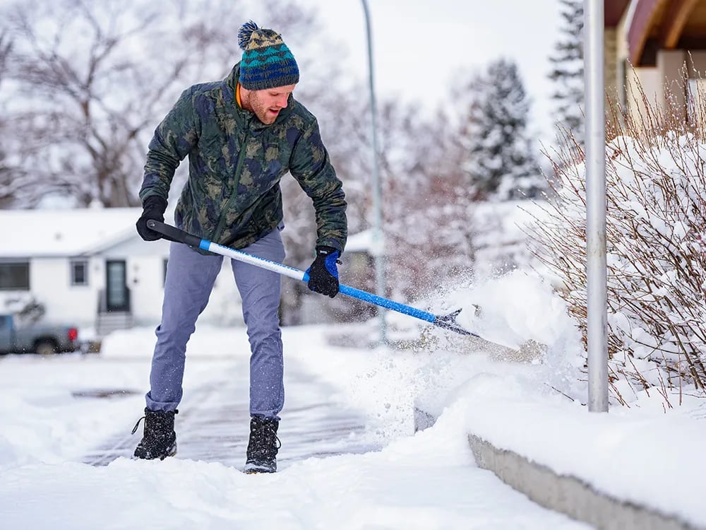Efficient Snow Removal Service in Calgary: Keeping Your Property Clear and Safe 2 0216 weather