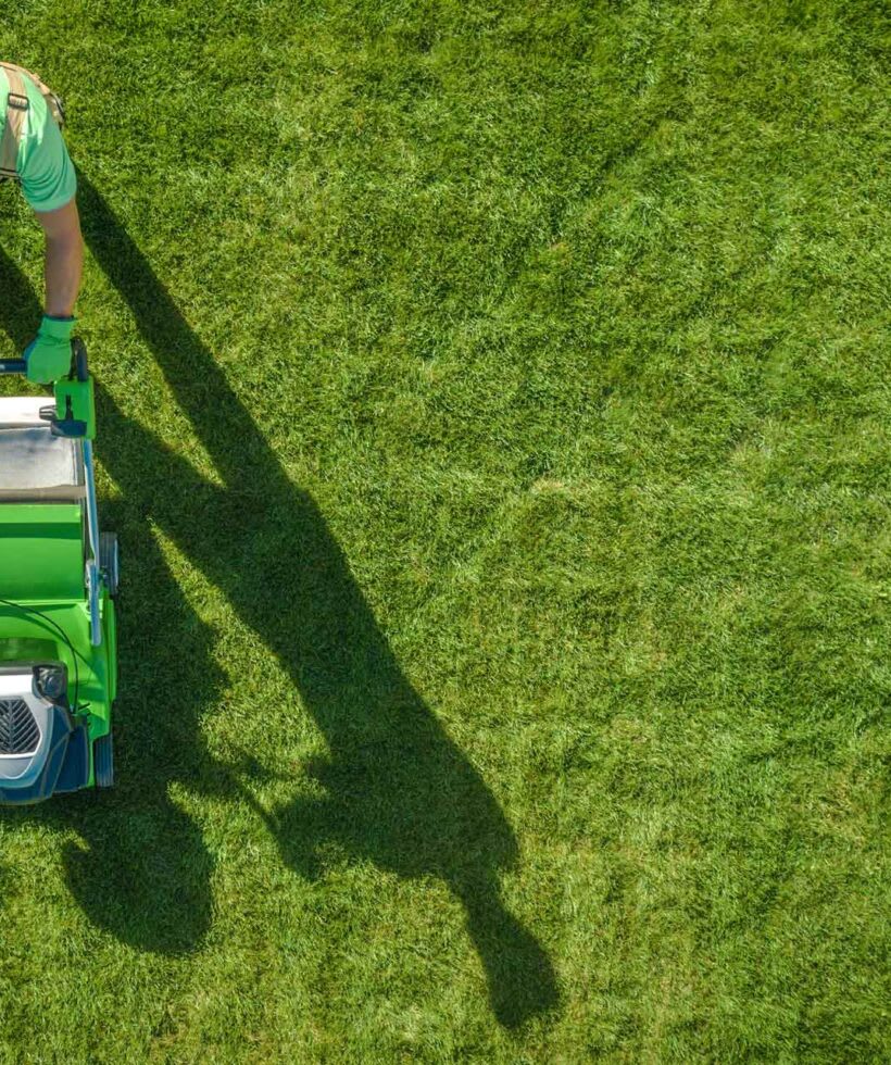 lawn-moving-aerial-photo-Z8KDGJ9.jpg lawn-moving-aerial-photo-Z8KDGJ9.jpg
