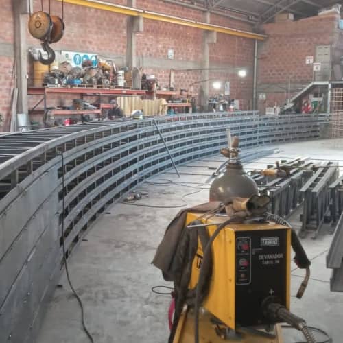 Estructuras metálicas para naves industriales por SC Servicios Industriales | RDP Argentina