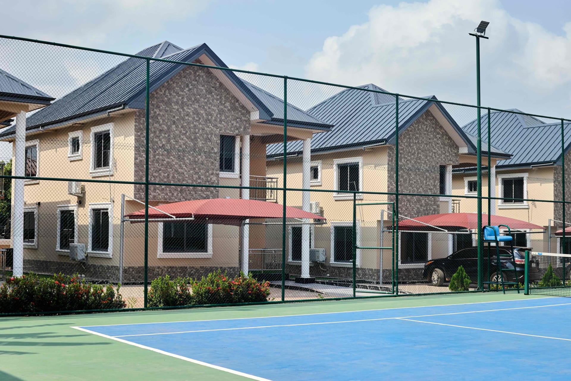 SamJ Prestige Court
