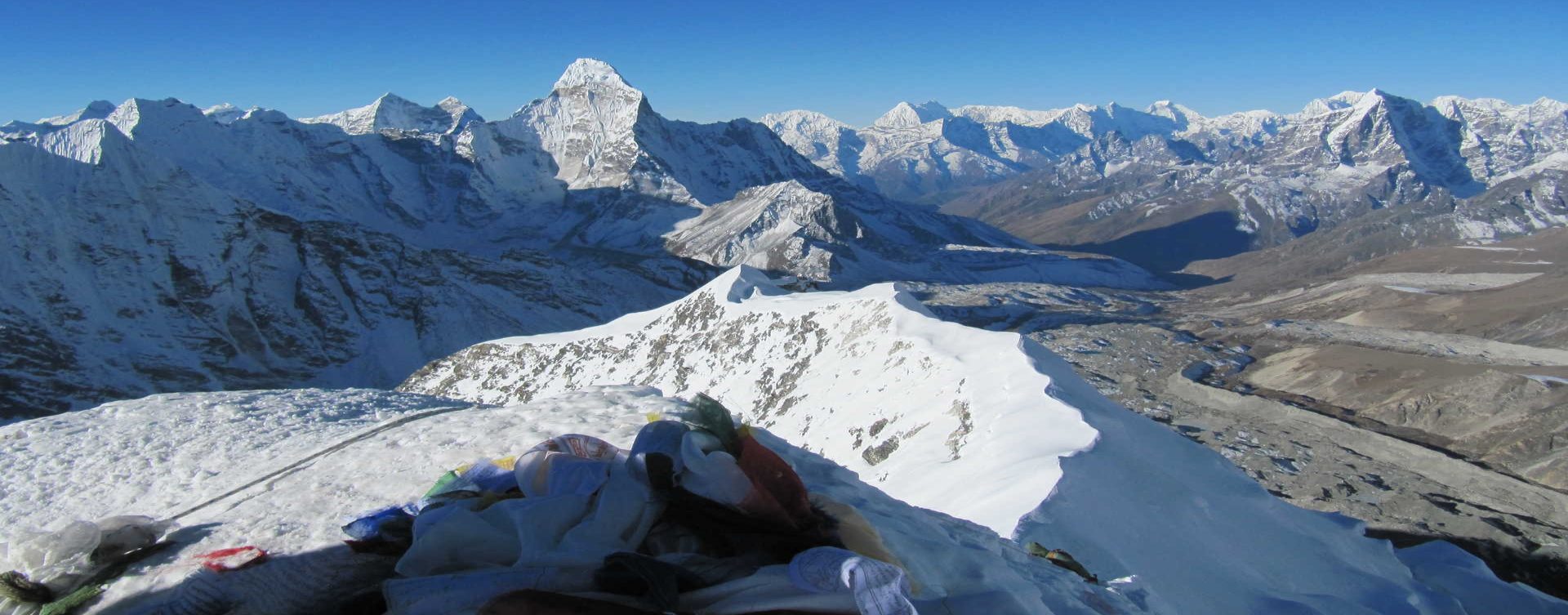 Clear autumn panoramic view of Himalayan peaks from Island Peak summit