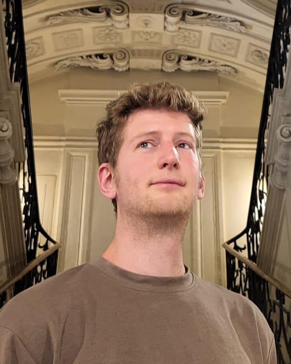 Joey Vangaeveren, marketing consultant in Brugge